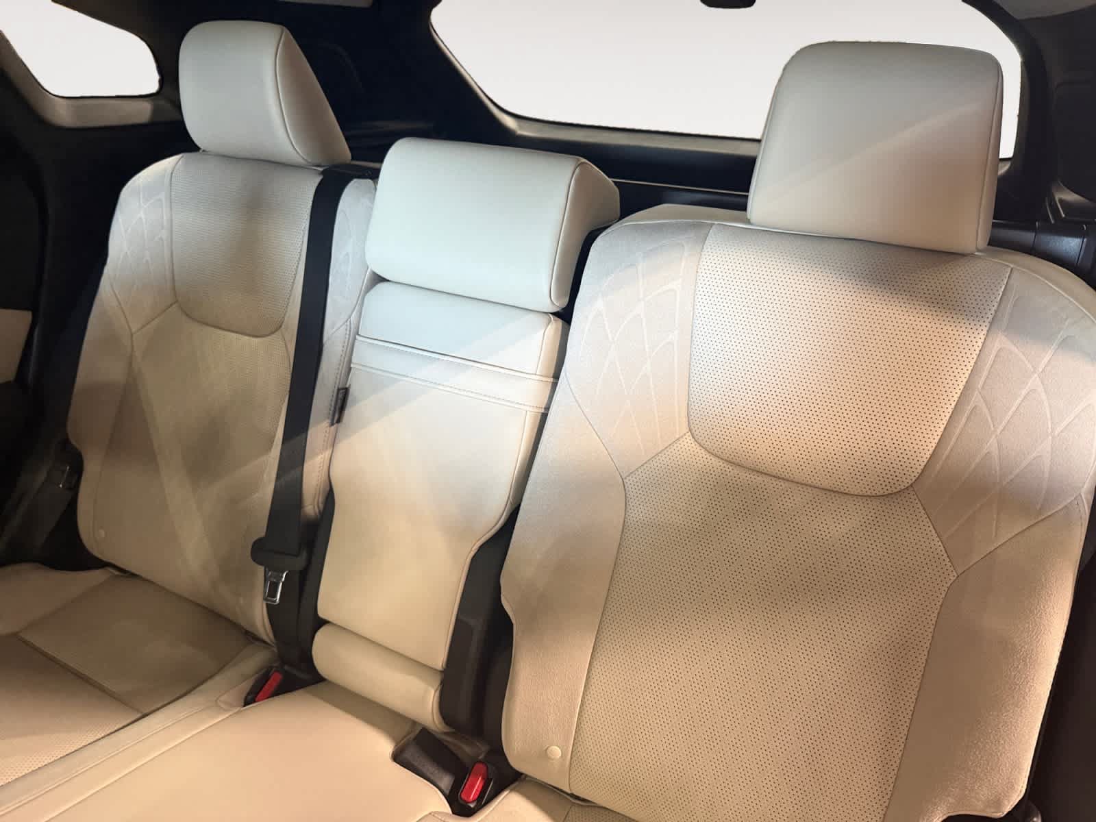 Used 2024 Lexus RX 350 FWD w/ Convenience Package image 14