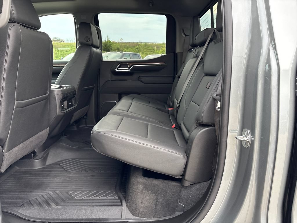 Used 2026 Chevrolet Silverado 1500 RST w/ RST All Star Premium Package AWD/4WD image 37