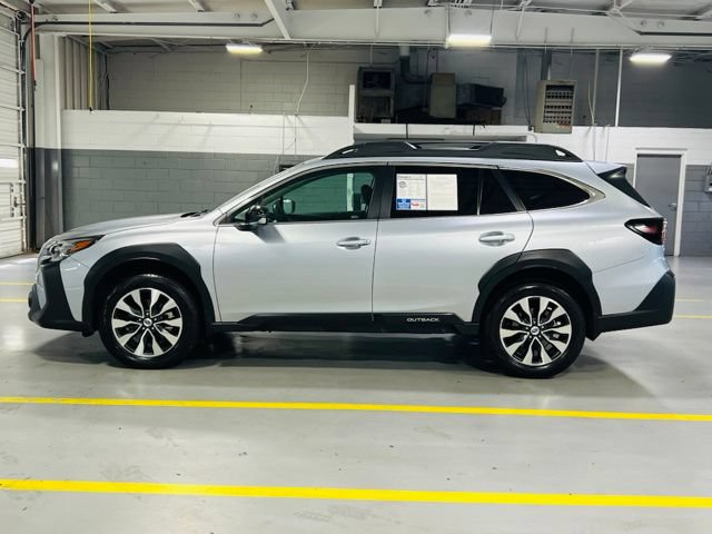 Used 2024 Subaru Outback Limited w/ Popular Package #2 AWD/4WD image 17
