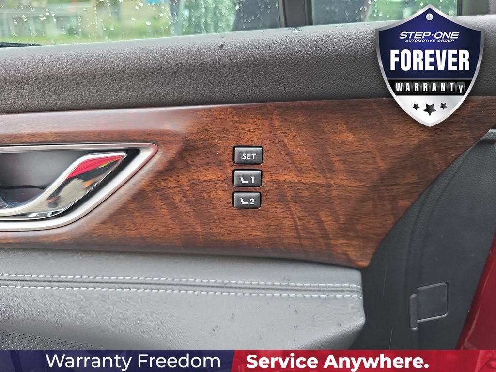 Used 2025 Subaru Ascent Touring AWD/4WD image 19