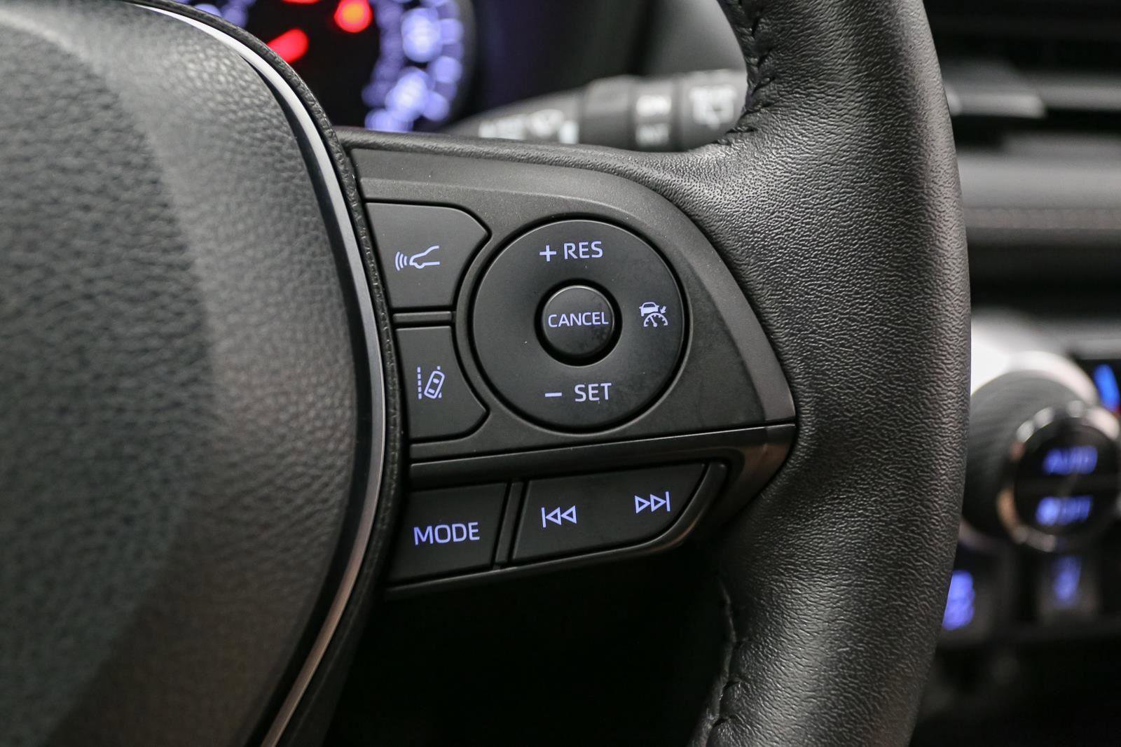Used 2022 Toyota RAV4 XLE w/ XLE Grade Weather Package AWD/4WD image 35