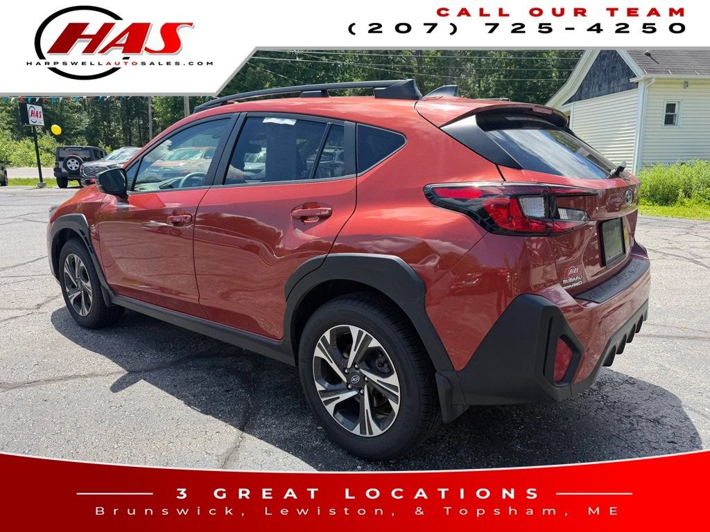 Used 2024 Subaru Crosstrek 2.0i Premium AWD/4WD image 4