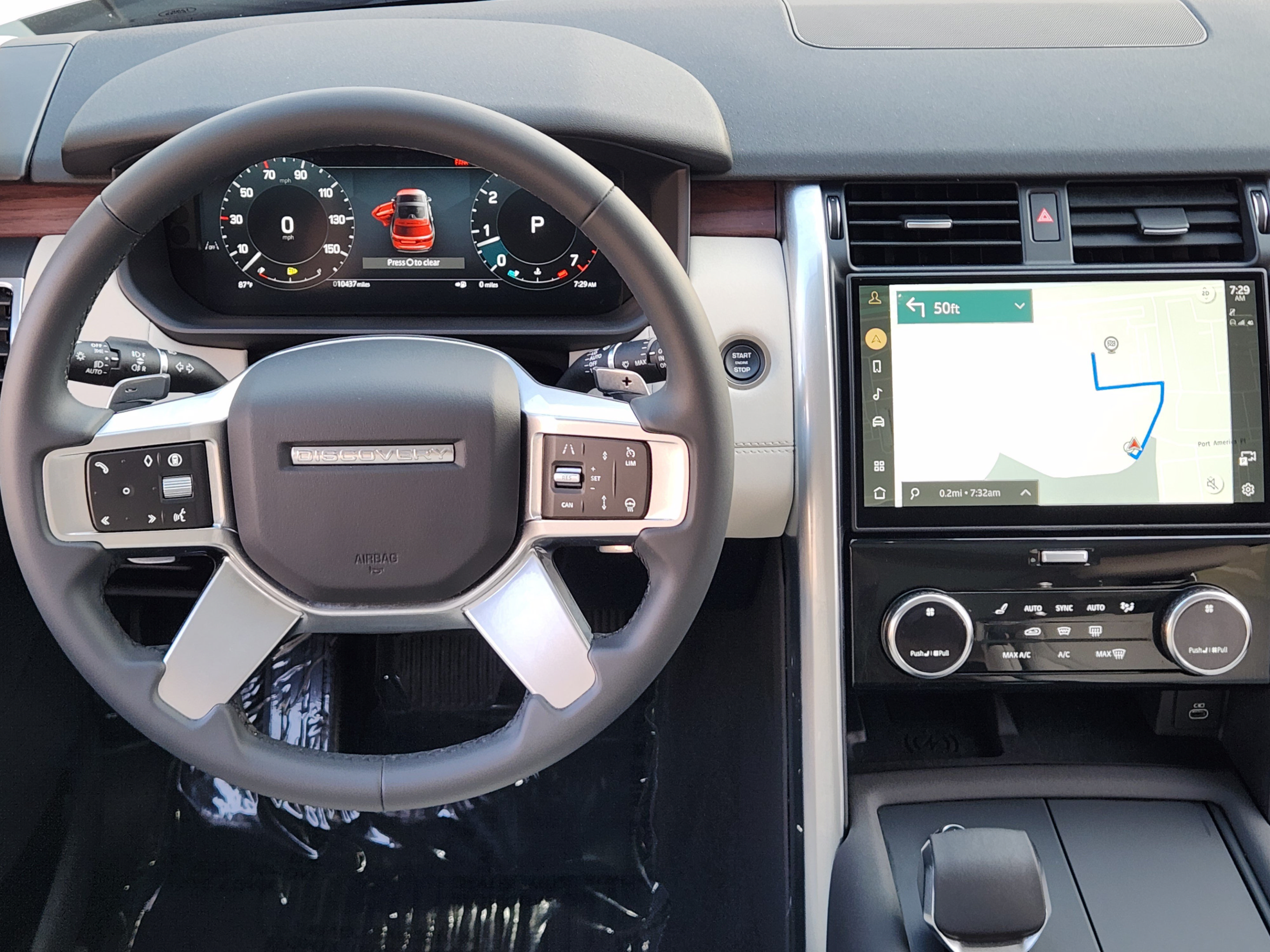 Certified 2025 Land Rover Discovery S AWD/4WD image 24