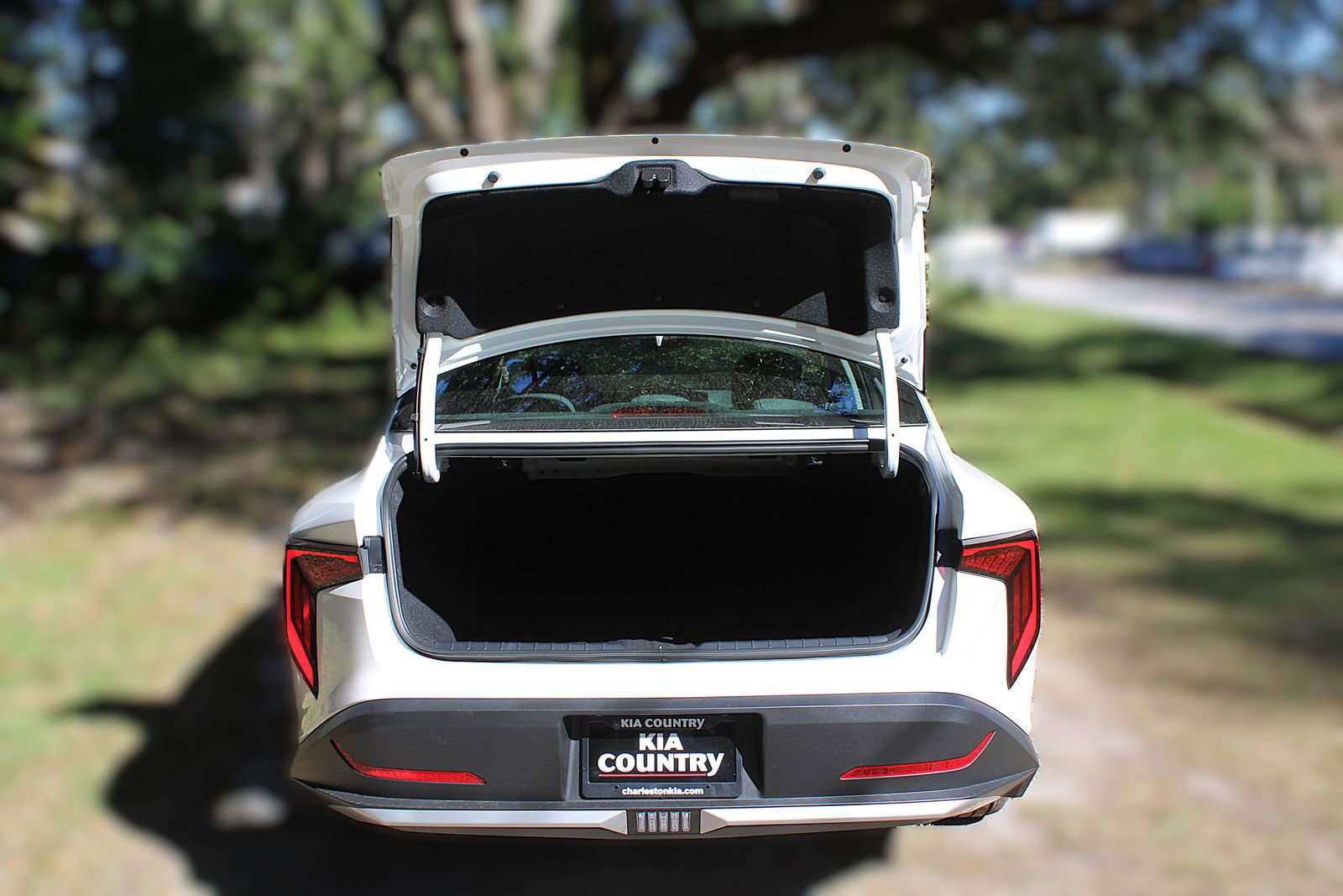 New 2026 Kia K4 EX image 9