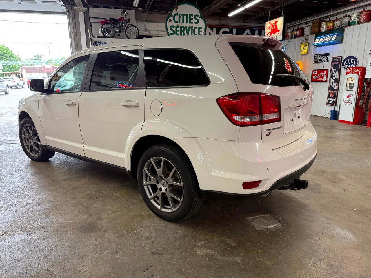 Used 2019 Dodge Journey GT w/ Driver Convenience Group image 3