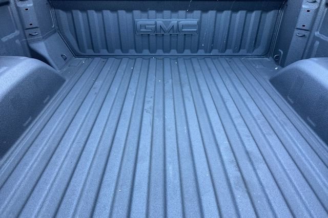 Used 2025 GMC Sierra 1500 AT4X image 17