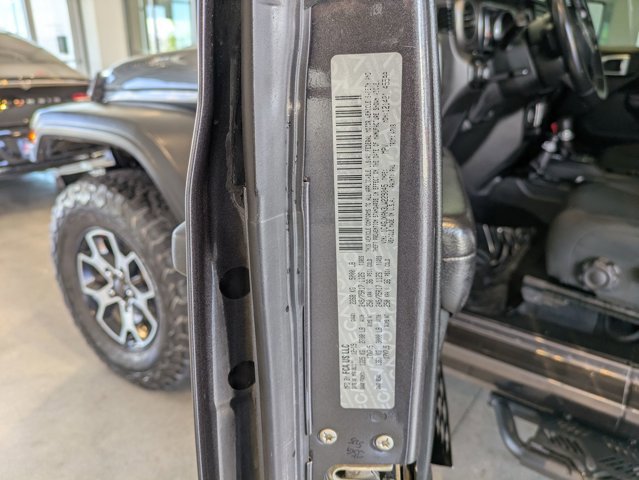 Used 2020 Jeep Wrangler Sport AWD/4WD image 24