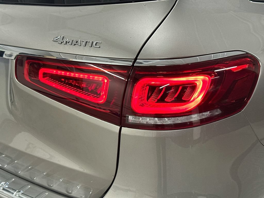 Certified 2023 Mercedes-Benz GLS 450 4MATIC image 34