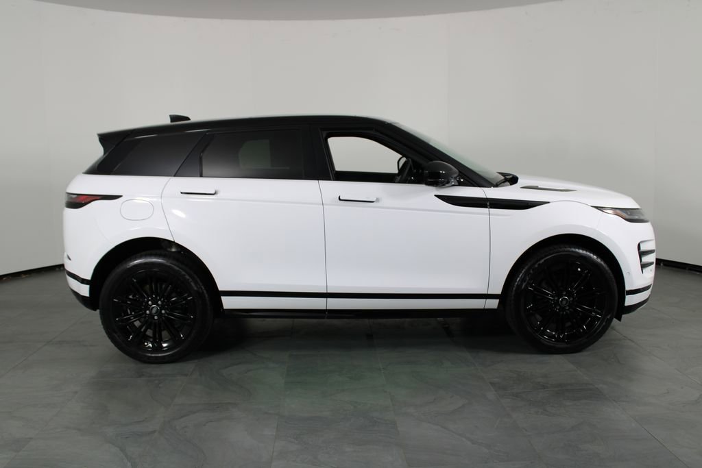 Used 2026 Land Rover Range Rover Evoque Dynamic SE image 13