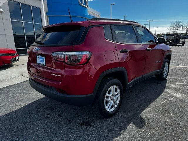 Used 2018 Jeep Compass Sport AWD/4WD image 5