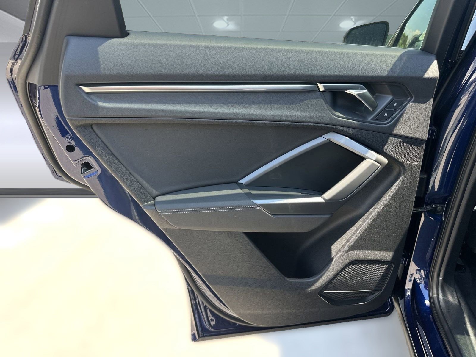 New 2025 Audi Q3 2.0T Premium image 22