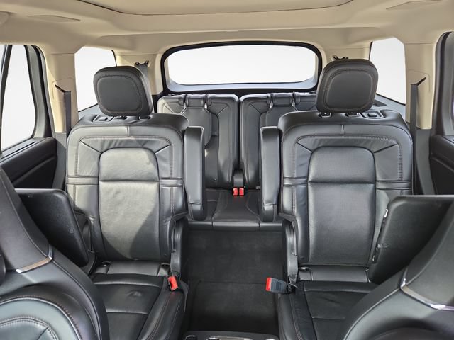 Used 2022 Lincoln Aviator Reserve w/ Equipment Group 201A AWD/4WD image 36