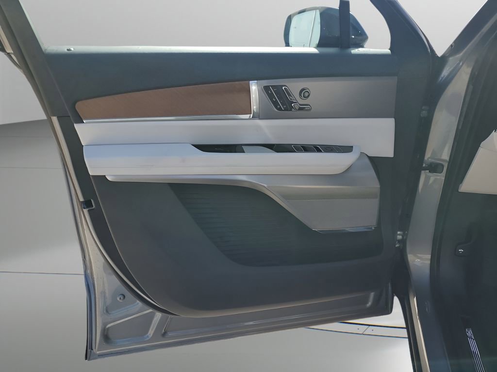 New 2026 Cadillac Vistiq Sport image 26