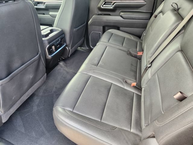 Used 2025 Chevrolet Silverado 2500 LTZ w/ LTZ Convenience Package AWD/4WD image 32