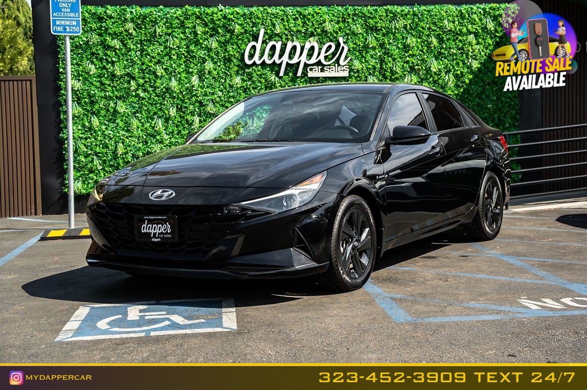 Used 2023 Hyundai Elantra Blue