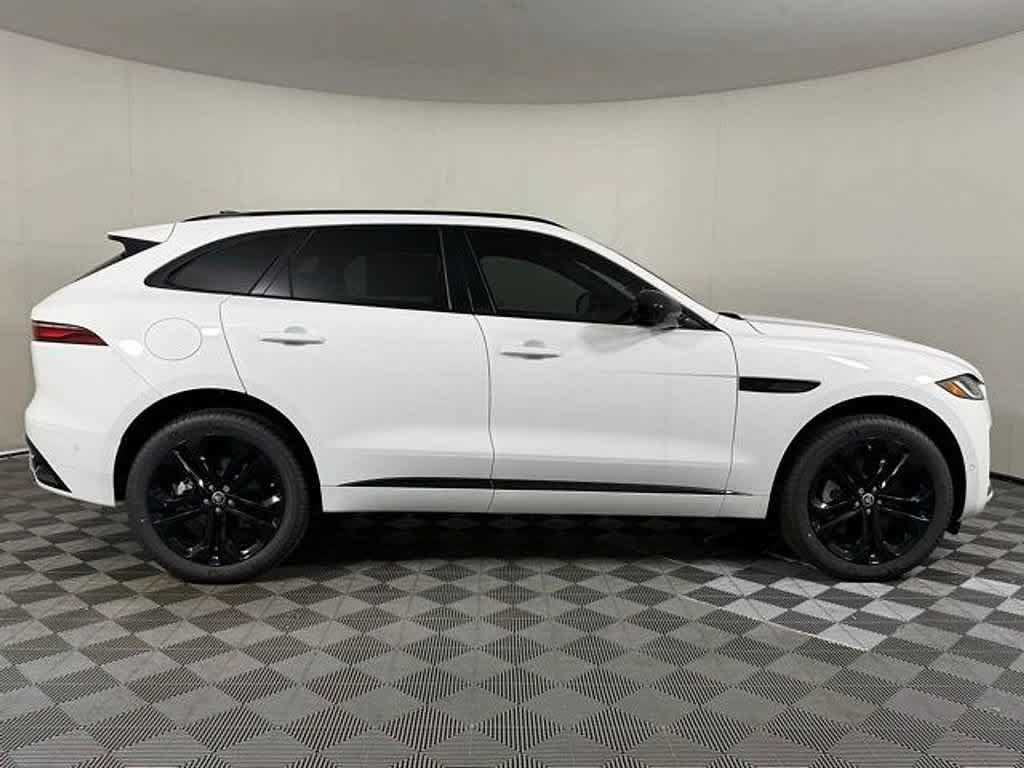 New 2026 Jaguar F-PACE R-Dynamic S AWD/4WD image 7