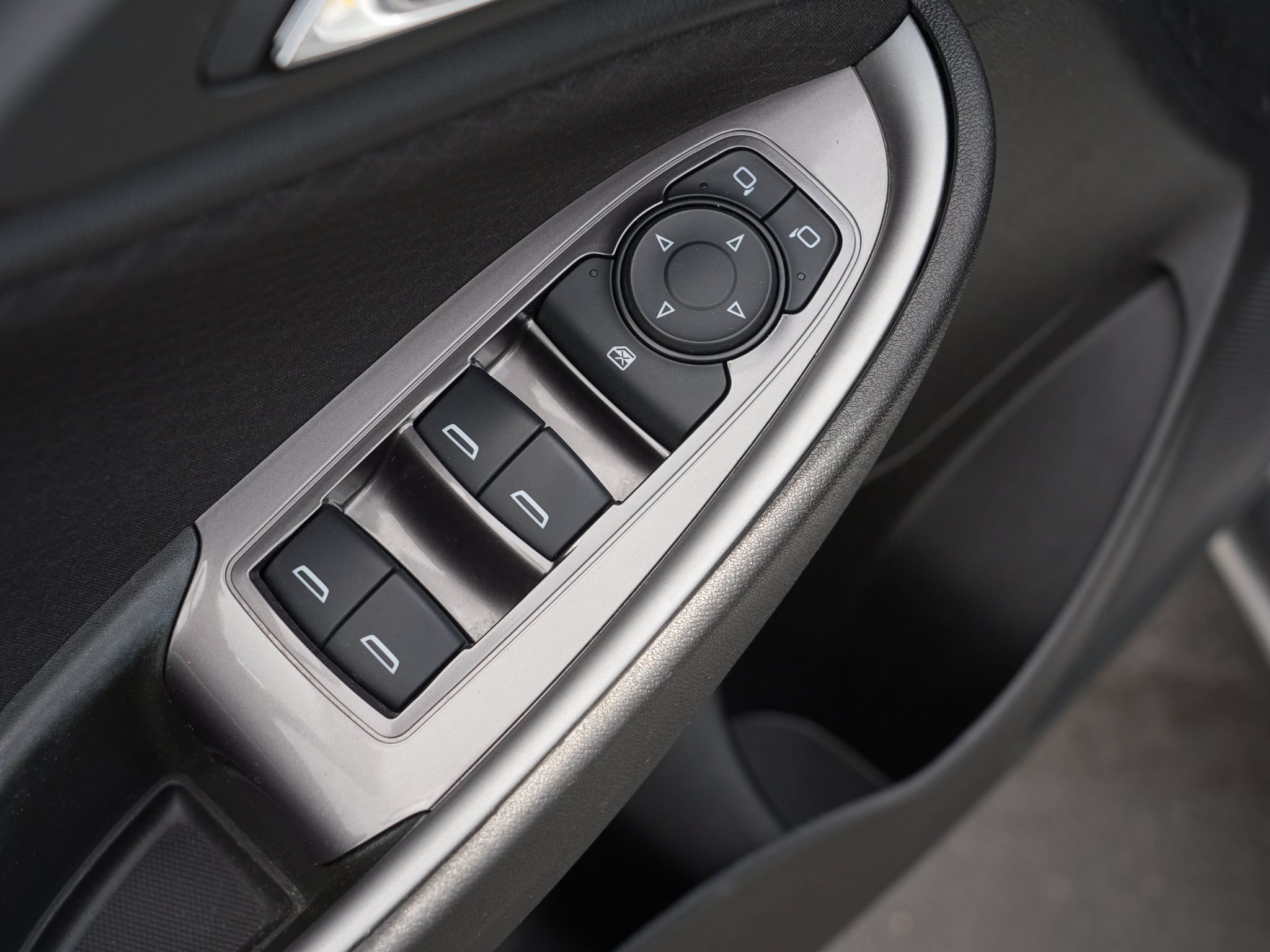 Used 2021 Chevrolet Malibu LS FWD image 18