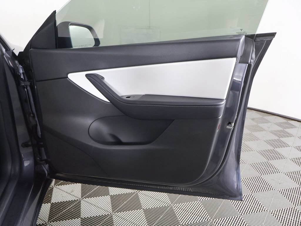 Used 2020 Tesla Model Y Performance AWD/4WD image 26