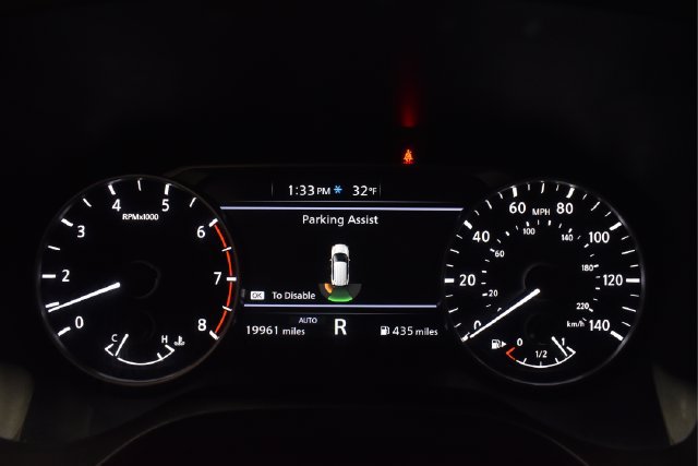 Used 2025 Nissan Rogue SV AWD/4WD image 18