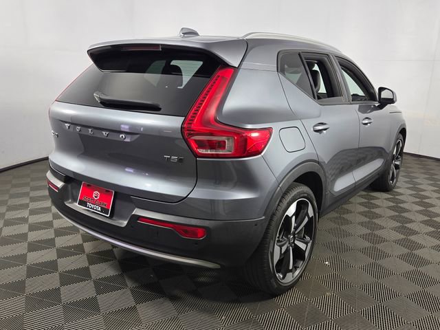 Used 2019 Volvo XC40 T5 Momentum AWD/4WD image 9