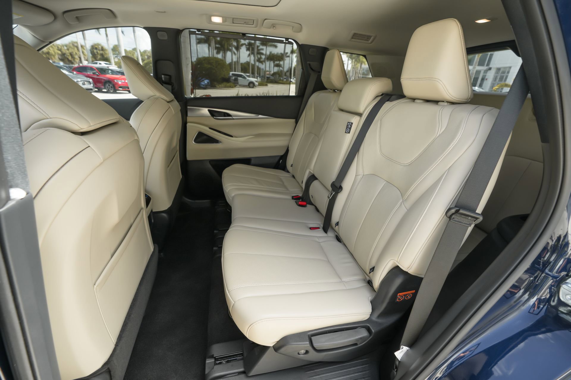 Used 2025 INFINITI QX60 Luxe w/ Vision Package image 32