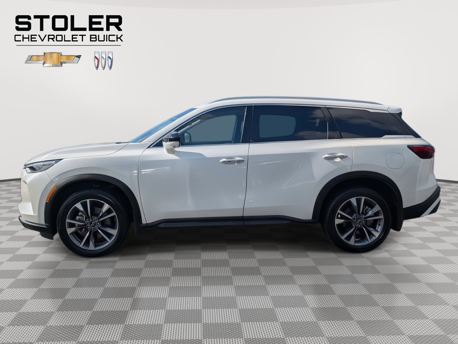 Used 2023 INFINITI QX60 Luxe w/ Cargo Package image 2