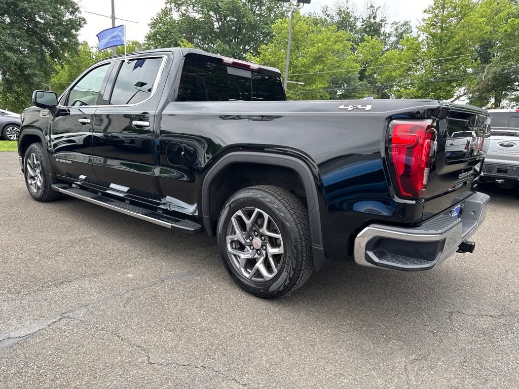 Used 2022 GMC Sierra 1500 SLT w/ SLT Convenience Package AWD/4WD image 7
