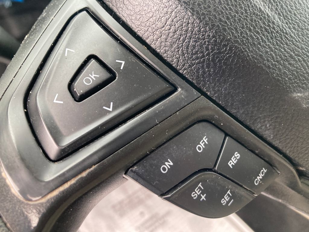 Used 2022 Ford Edge Titanium image 38