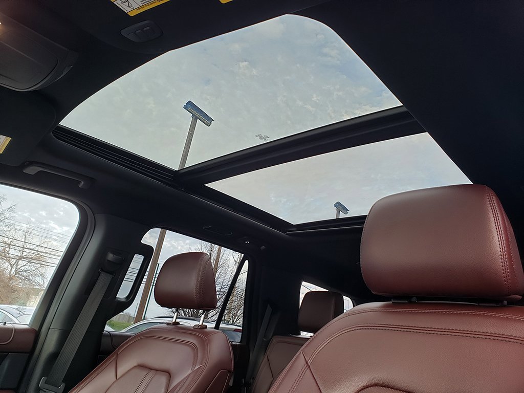 Certified 2022 Ford Expedition Limited image 25