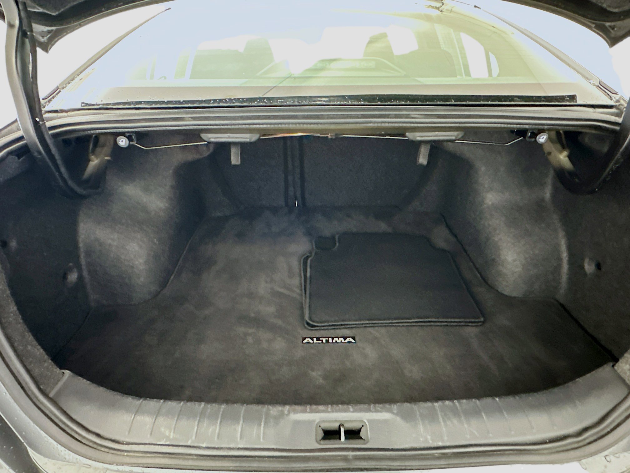 Used 2022 Nissan Altima 2.5 SV AWD/4WD image 29
