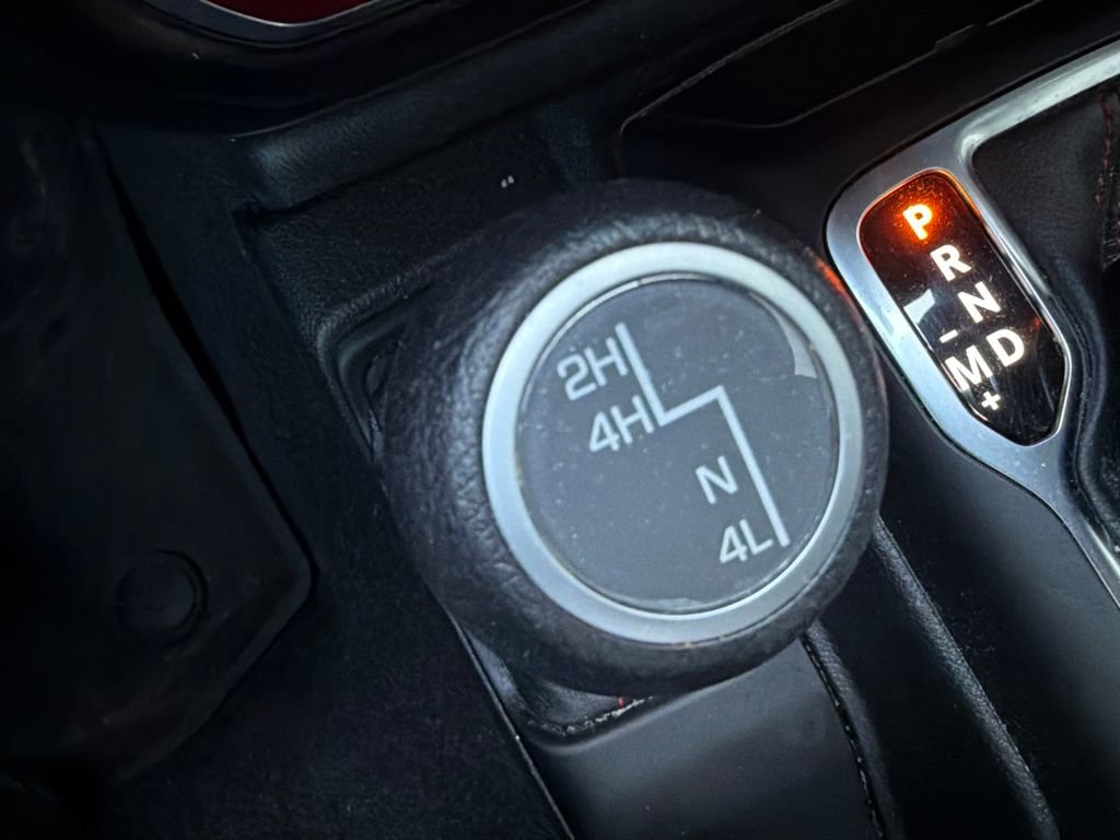 Used 2023 Jeep Wrangler Unlimited Rubicon w/ Cold Weather Group AWD/4WD image 21
