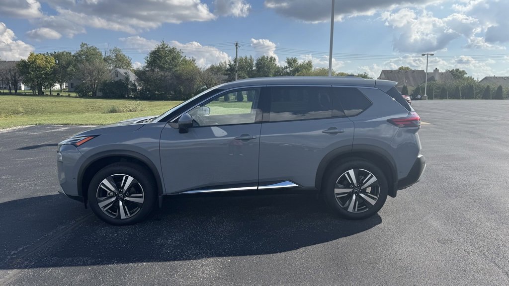 Used 2022 Nissan Rogue Platinum w/ Head-Up Display Package image 4