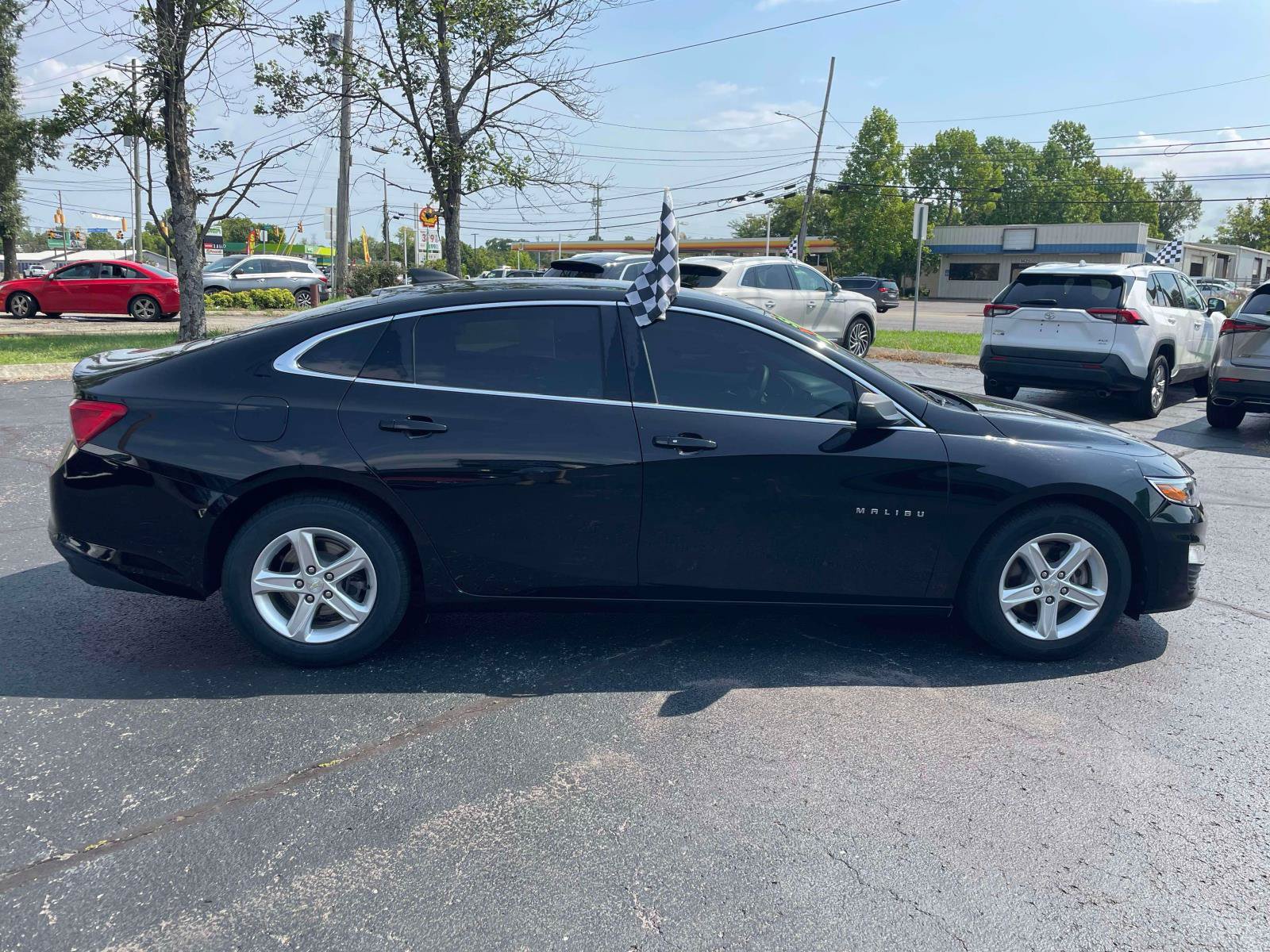 Used 2020 Chevrolet Malibu LS FWD image 9