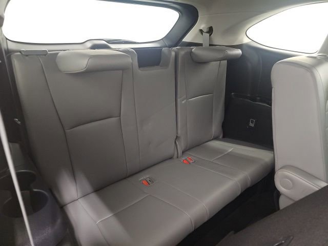 Used 2022 Toyota Highlander XLE image 37