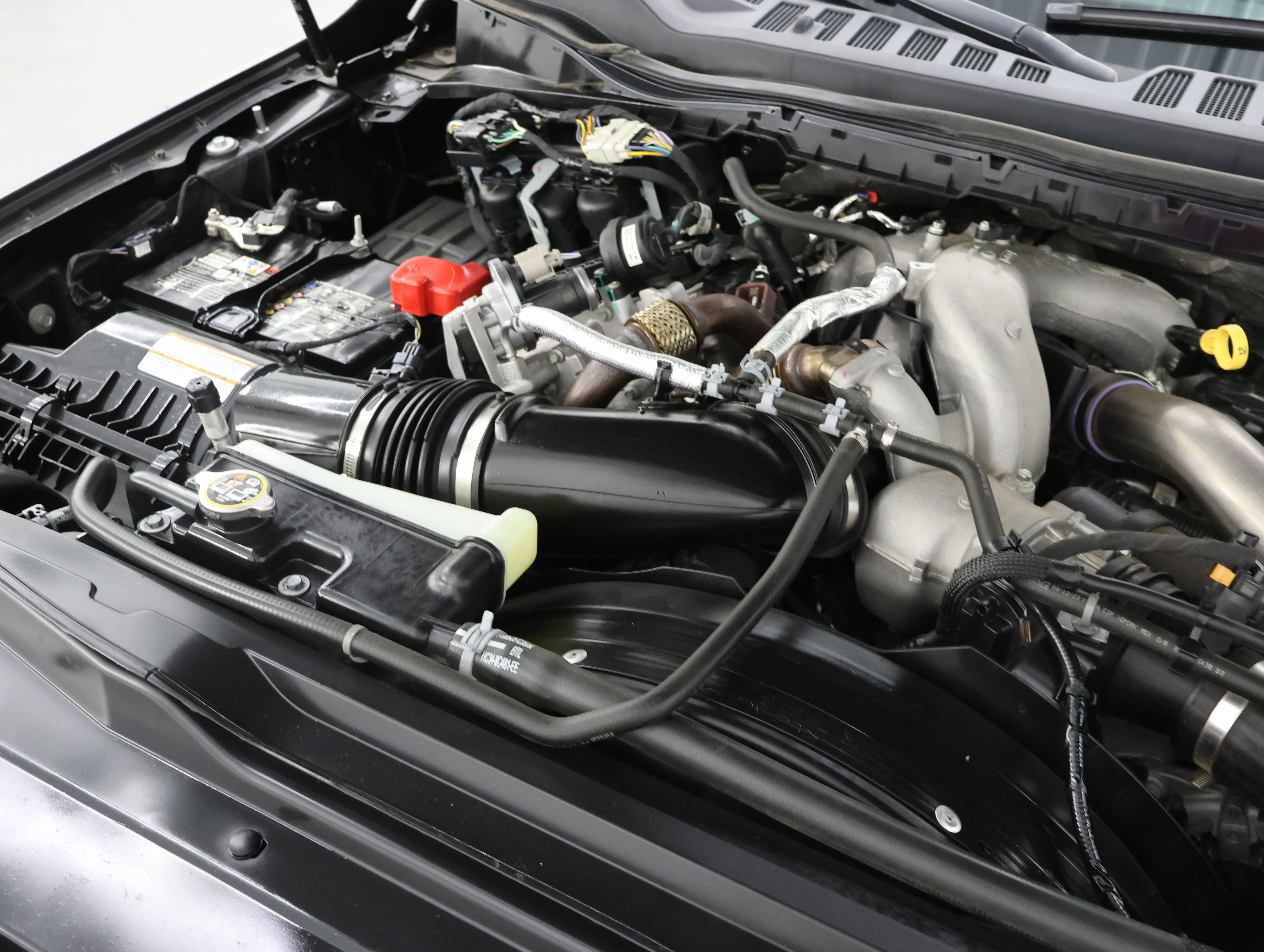 Used 2023 Ford F350 Lariat AWD/4WD image 22