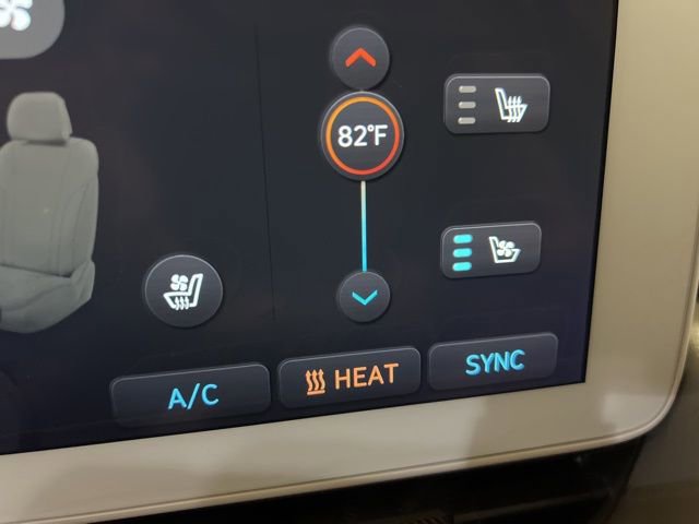 Used 2024 Hyundai Ioniq 5 Limited image 37