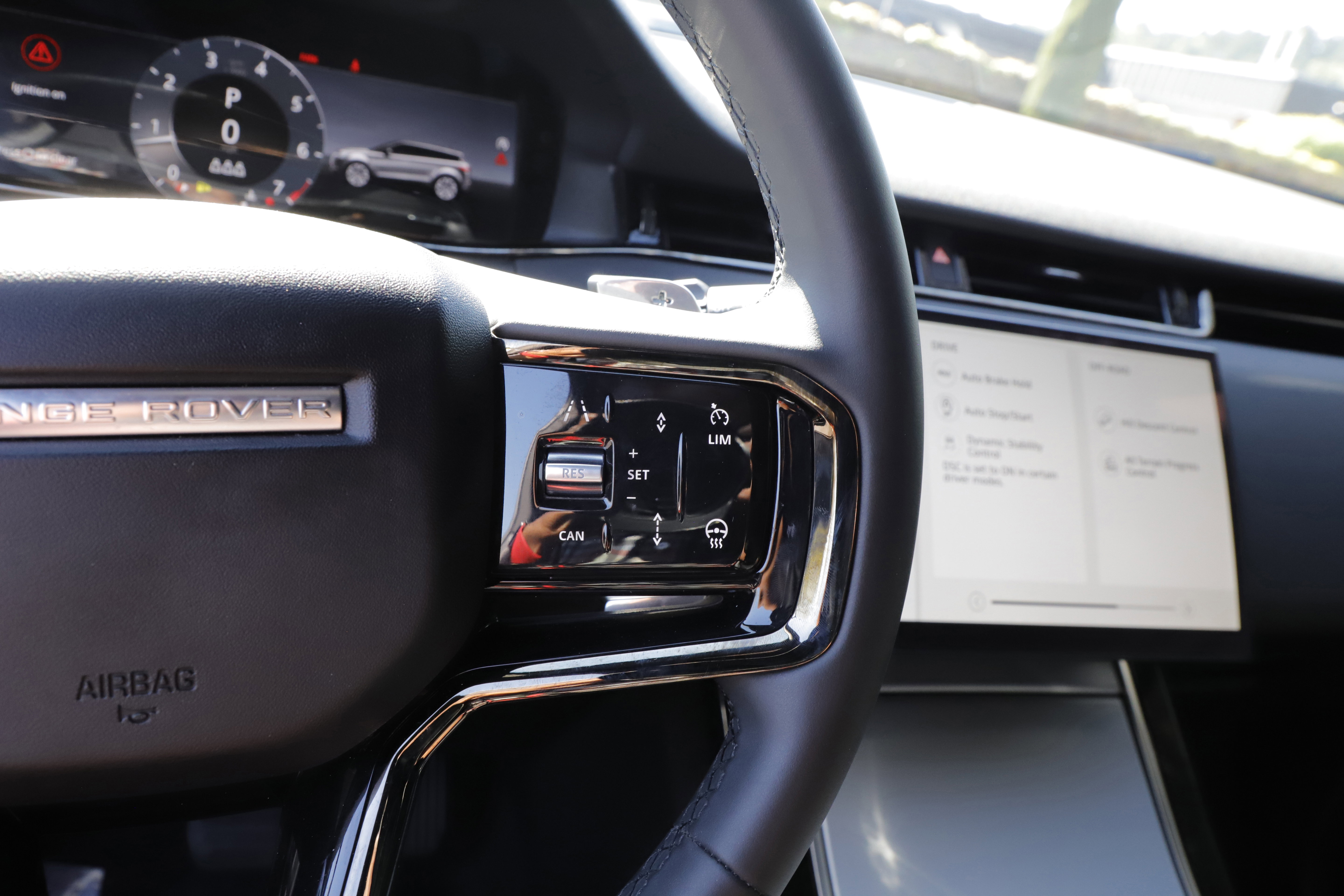 Certified 2025 Land Rover Range Rover Evoque S AWD/4WD image 24