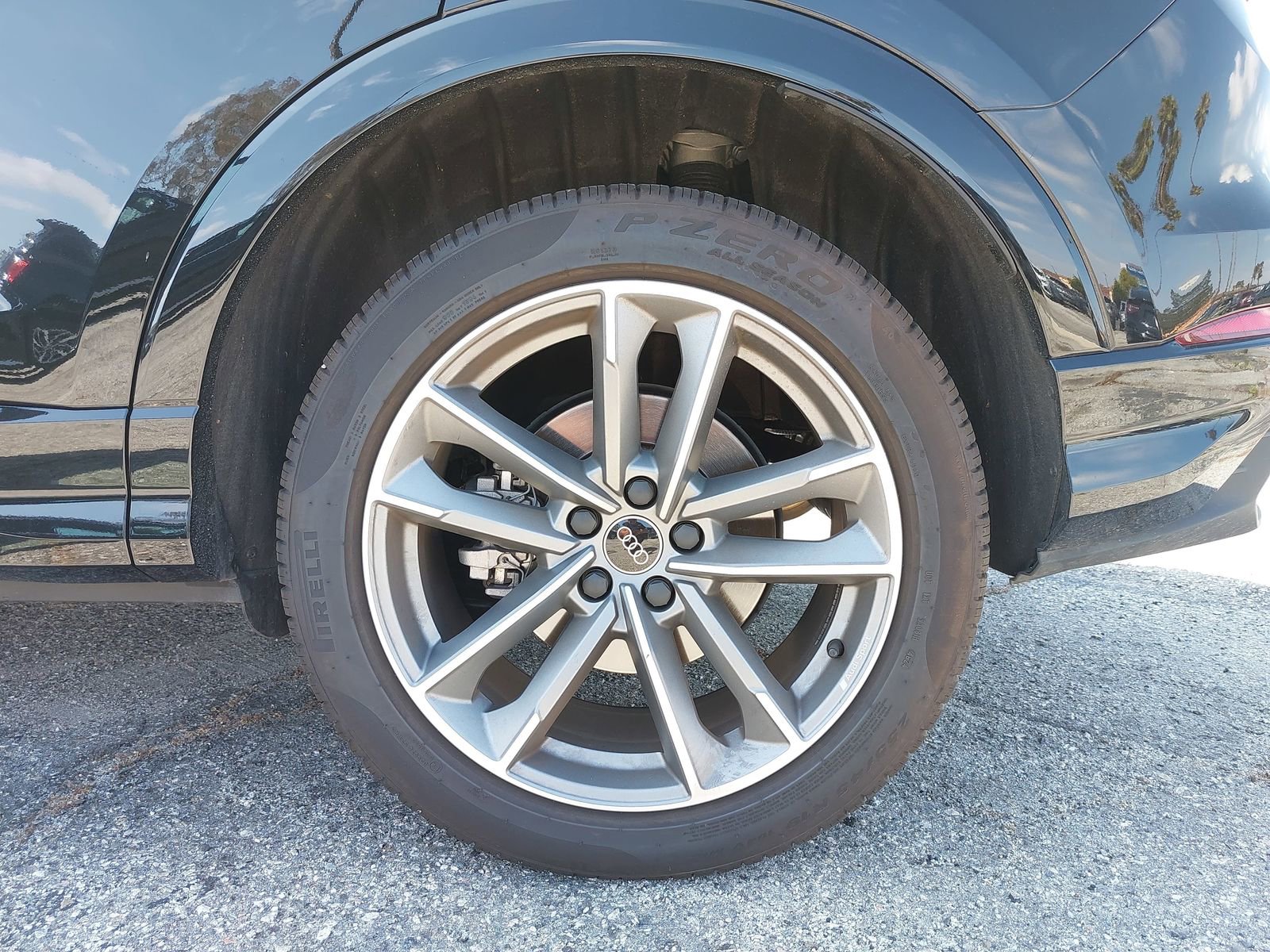Certified 2025 Audi Q3 2.0T Premium w/ Convenience Package AWD/4WD image 7