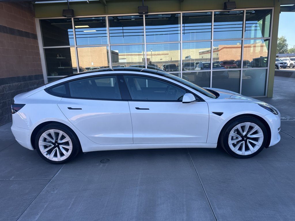 Used 2022 Tesla Model 3 RWD image 7