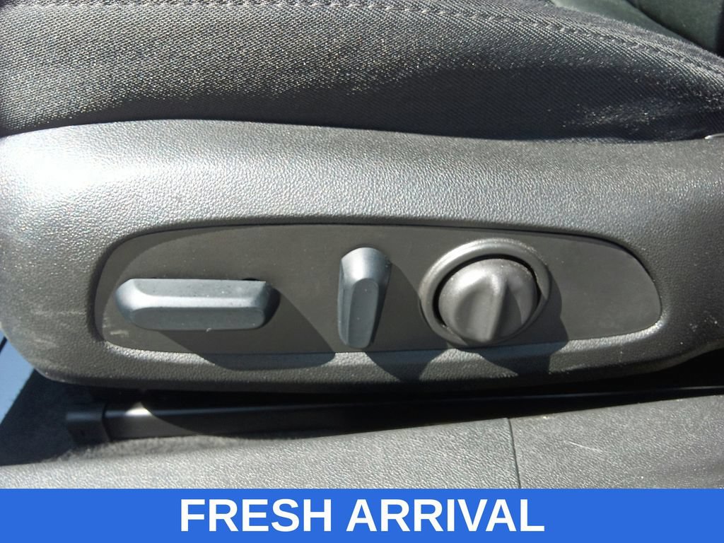 Used 2024 Chevrolet Malibu LT FWD image 21