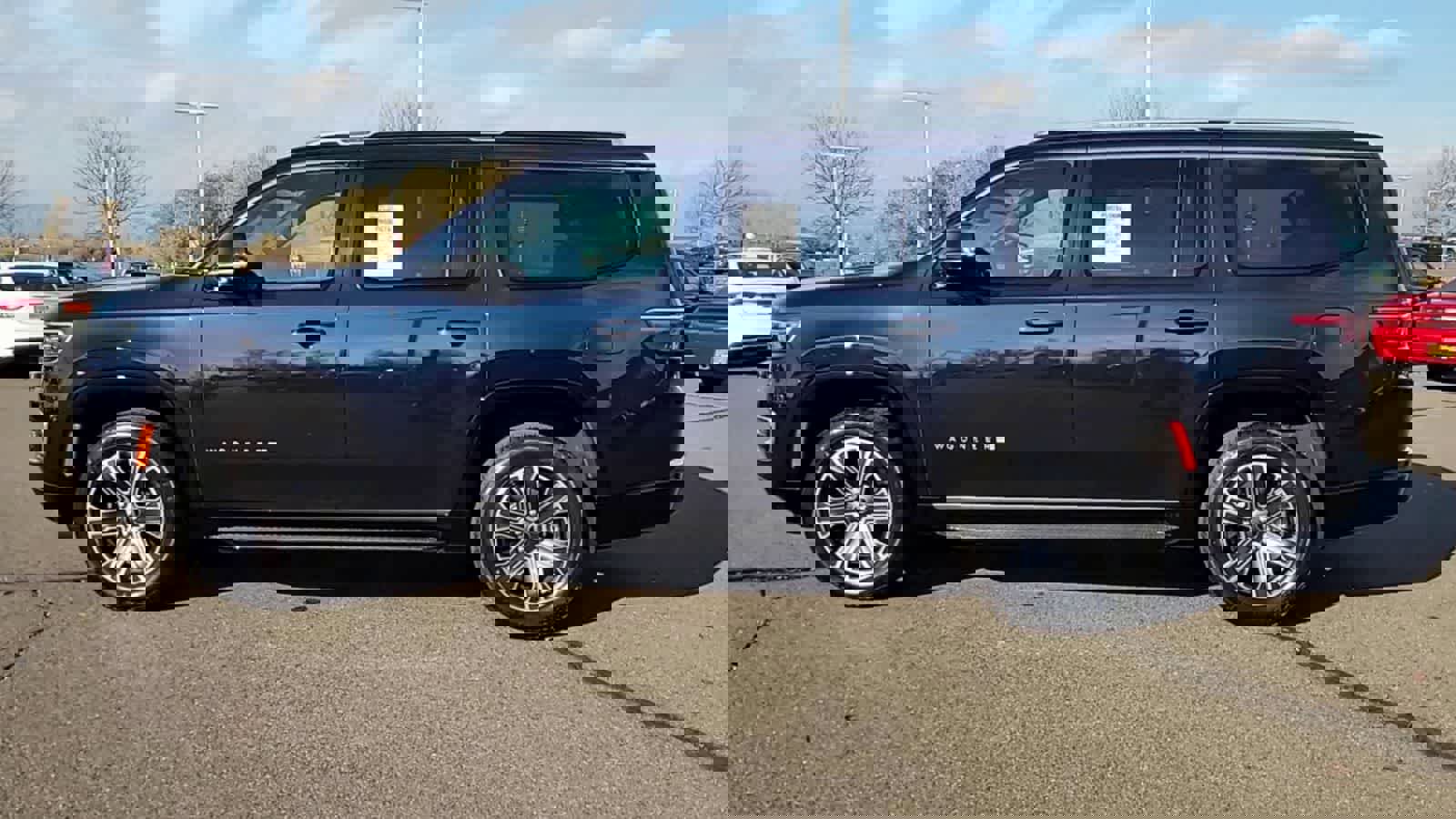 New 2025 Jeep Wagoneer 4WD w/ HD Trailer Tow Package image 5