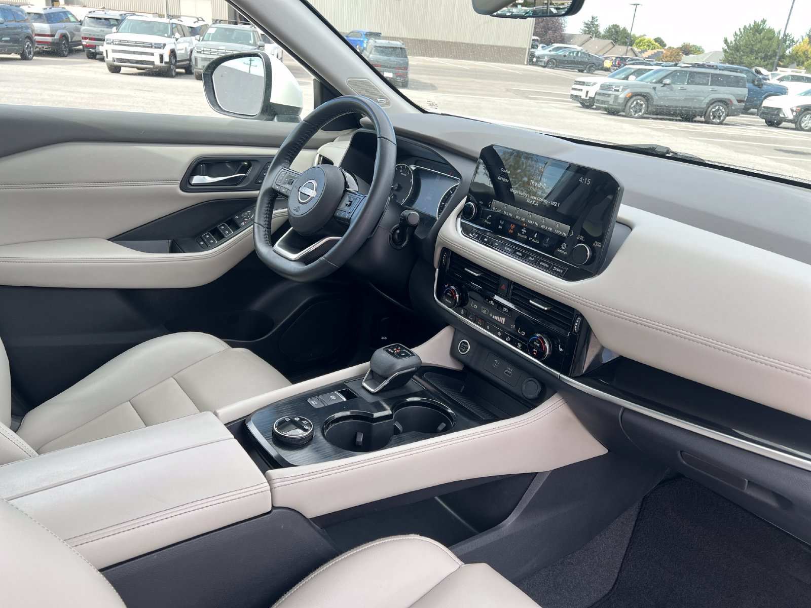 Used 2023 Nissan Rogue SL w/ SL Premium Package AWD/4WD image 36