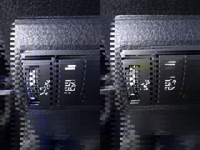 Used 2024 Toyota Corolla LE image 15