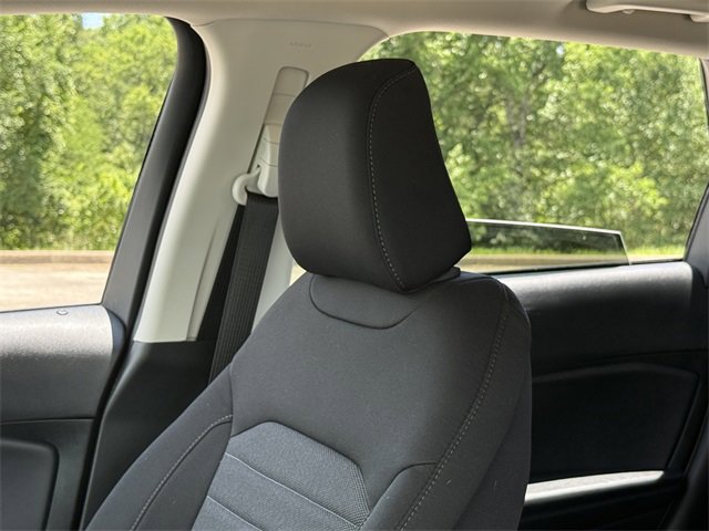 Used 2024 Ford Edge SE w/ Black Appearance Package image 11
