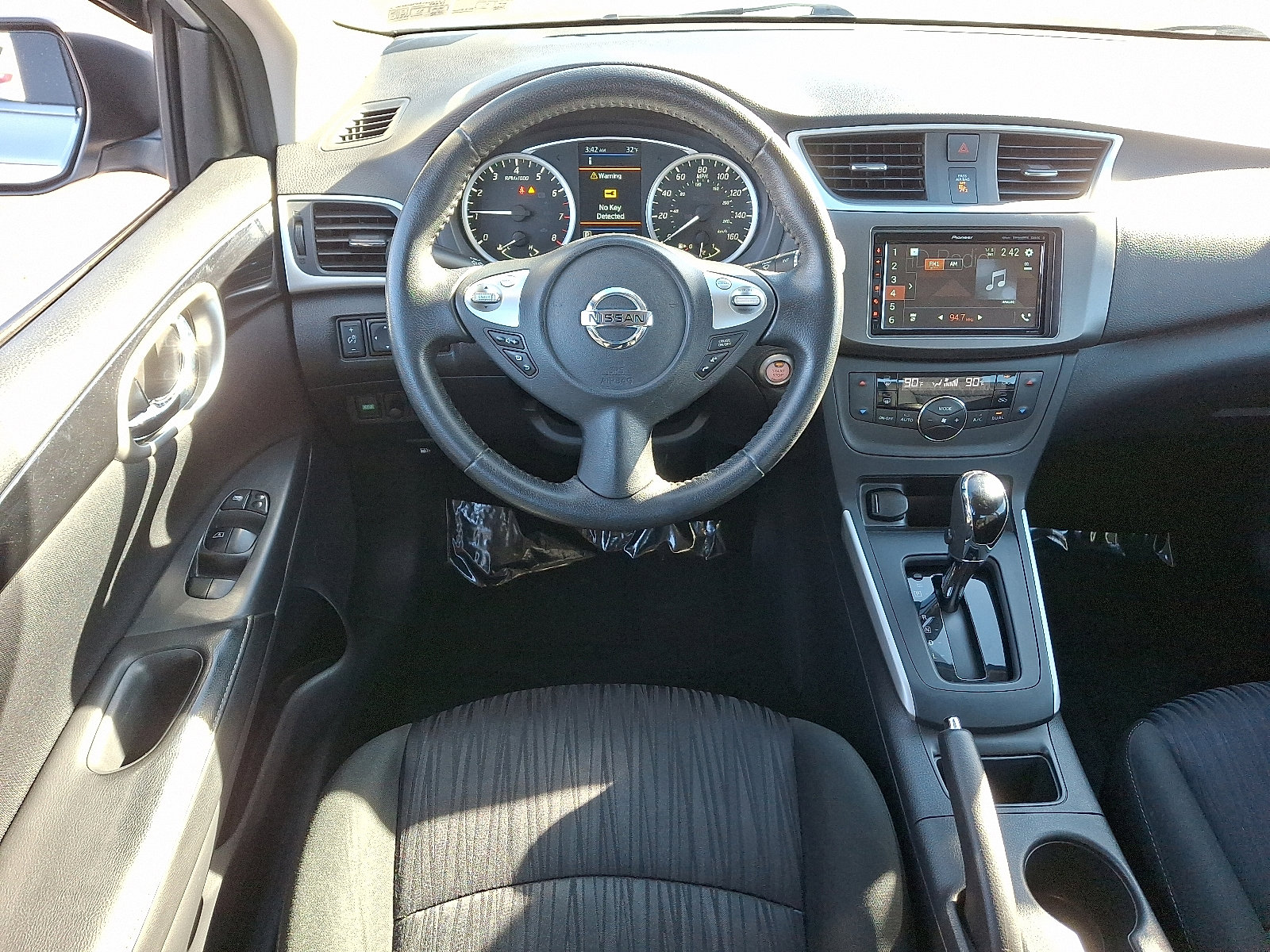 Used 2019 Nissan Sentra SV image 11