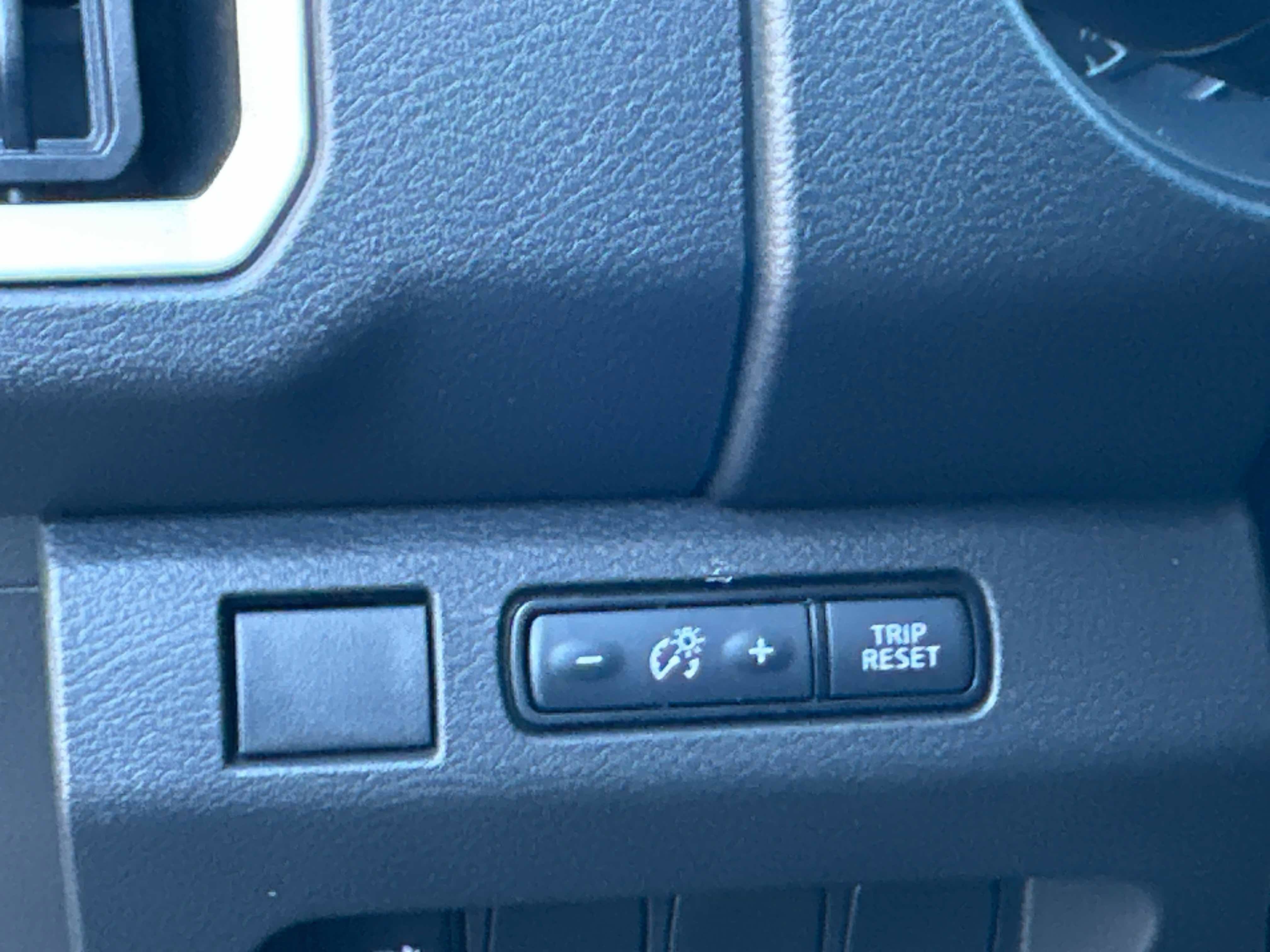 New 2026 Nissan Frontier SV w/ All-Weather Content Package image 18