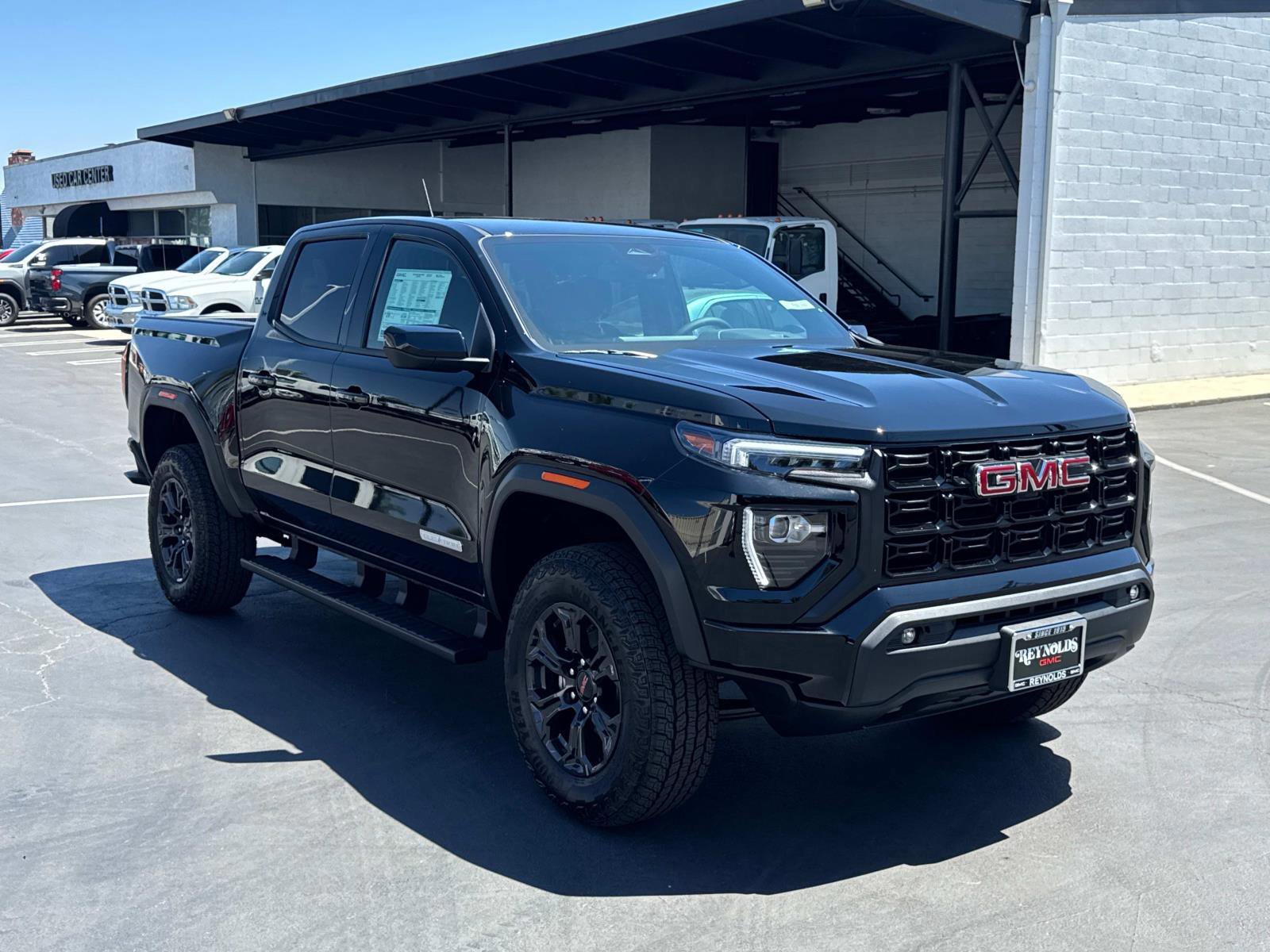 New 2025 GMC Canyon Elevation w/ Convenience Package image 3