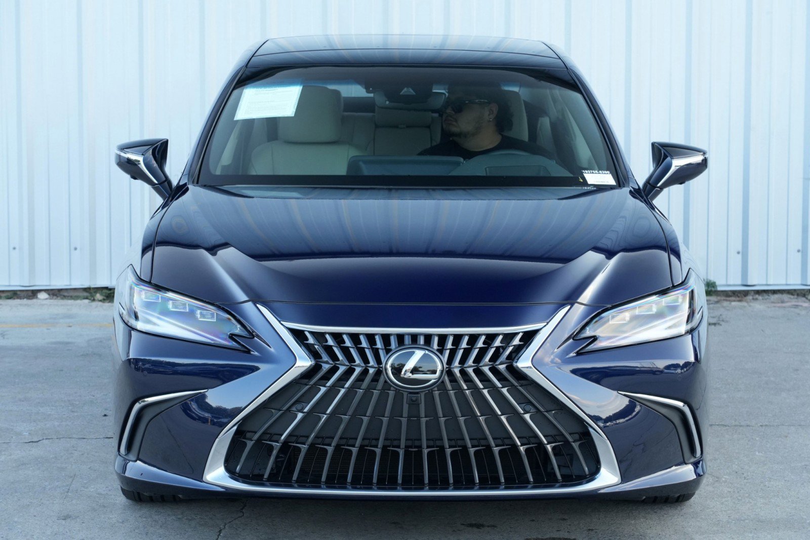 Used 2025 Lexus ES 350 Ultra Luxury w/ Accessory Package (Z1) image 53