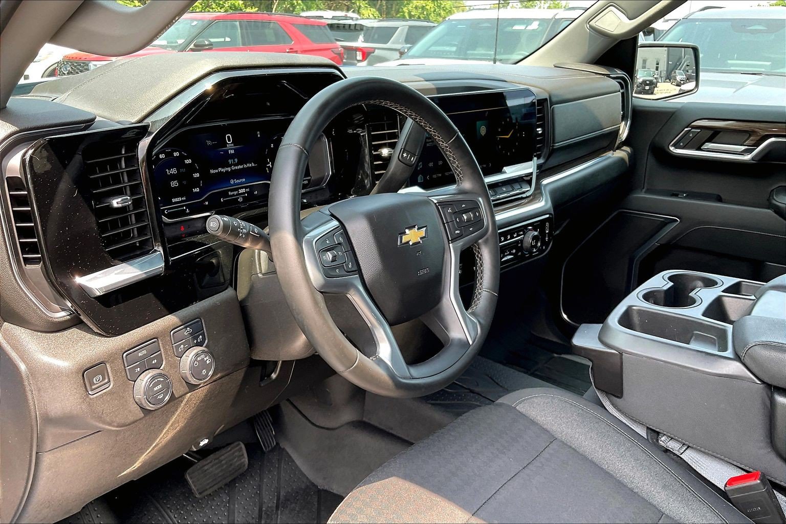 Used 2023 Chevrolet Silverado 1500 LT w/ Protection Package AWD/4WD image 13