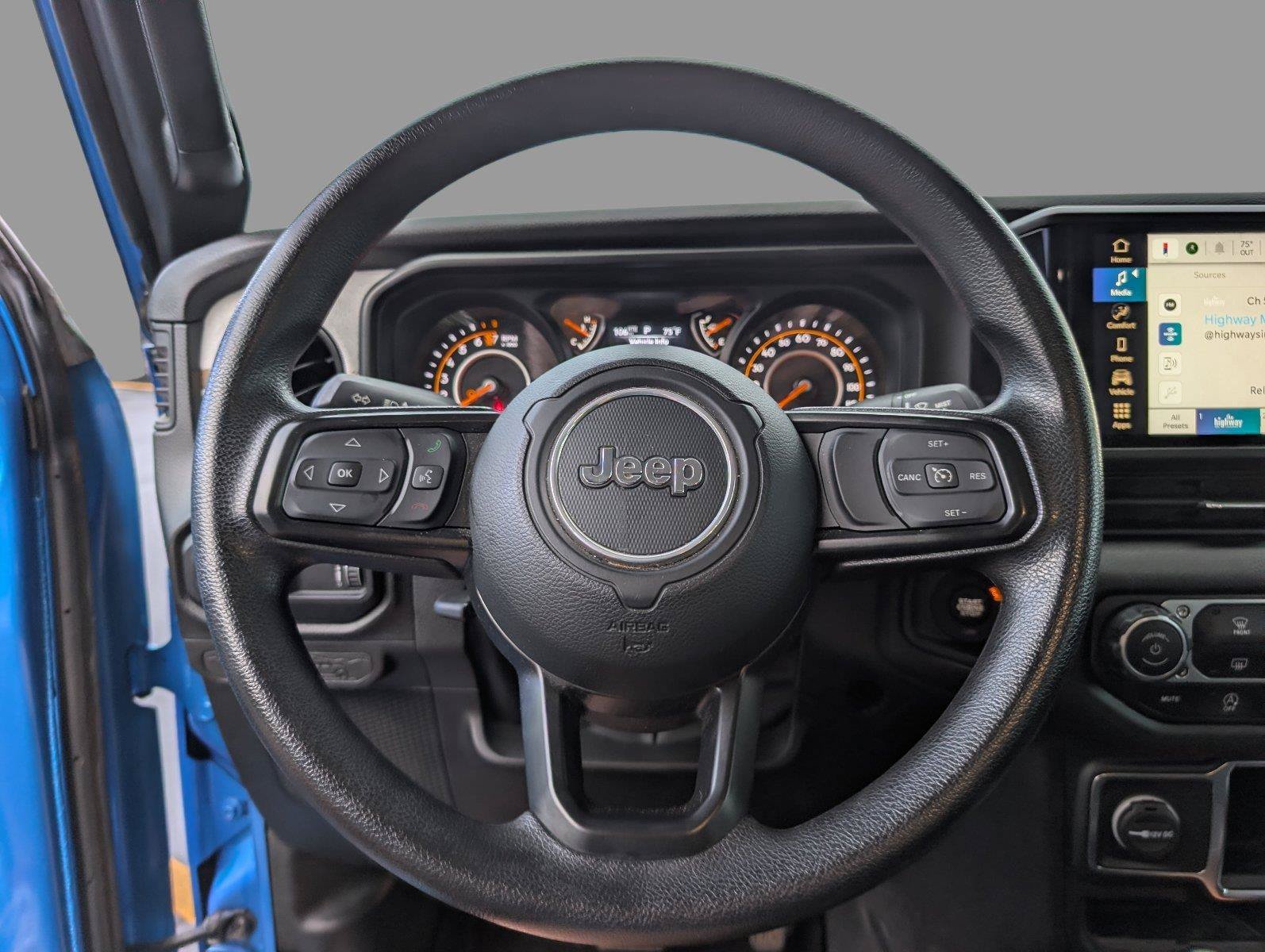 Used 2024 Jeep Gladiator Sport AWD/4WD image 26